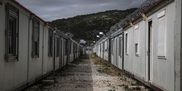 Το κέντρο κράτησης μεταναστών στην Αμυγδαλέζα