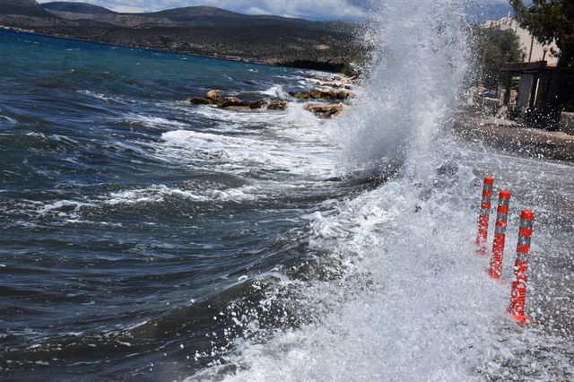 Δυνατοί άνεμοι