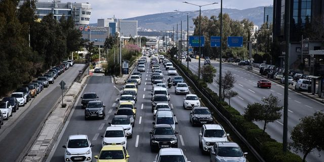 Αυτοκίνητα στην Αθήνα