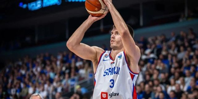 EuroBasket 2025: Αυτή είναι η τιμωρία της FIBA στον Πετρούσεβ για την μπουνιά σε αντίπαλό του