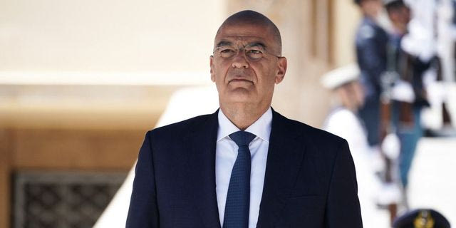 Δένδιας: “Οι τέσσερεις αυτές φρεγάτες θα είναι οι ισχυρότερες που υπάρχουν στην Γη”