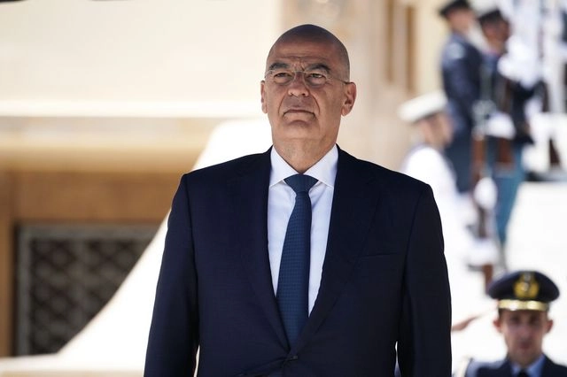 Ο Δένδιας παρομοιάζει τον Φιντάν με πρωτοετή διπλωμάτη