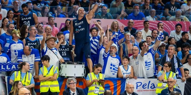 Οι Έλληνες φίλαθλοι χάρισαν την πιο όμορφη στιγμή στο Eurobasket 2025