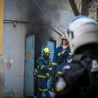 Κιάτο: Φωτιά σε εγκαταλελειμμένη ντισκοτέκ – Μήνυμα του 112 λόγω καπνών