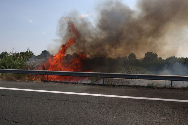 Τραγωδία στην Εγνατία Οδό: Απανθρακώθηκαν 3 άτομα μετά από σύγκρουση φορτηγού με ΙΧ