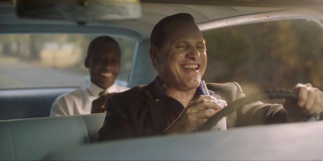 ERTFLIX: Γεμίζει με κωμωδίες τον Αύγουστο για να “δροσίσει” ο μήνας – Δείτε λίστα