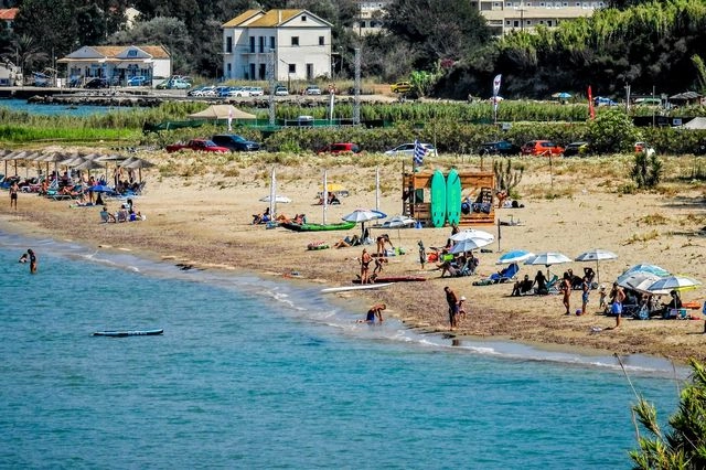 Καιρός: Συνεχίζεται το καλοκαίρι – Σε κανονικά επίπεδα οι θερμοκρασίες