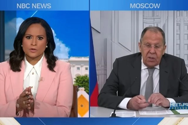 Ένταση στη συνέντευξη Λαβρόφ στο NBC: “Μην παίζετε τον ρόλο του Ζελένσκι”
