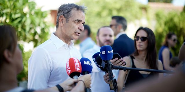 Μητσοτάκης για Δεκαπενταύγουστο: “Η μέρα είναι αφιερωμένη σε όσους αγωνίζονται να μας κρατούν ασφαλείς”