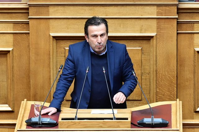 Στέφανος Παραστατίδης