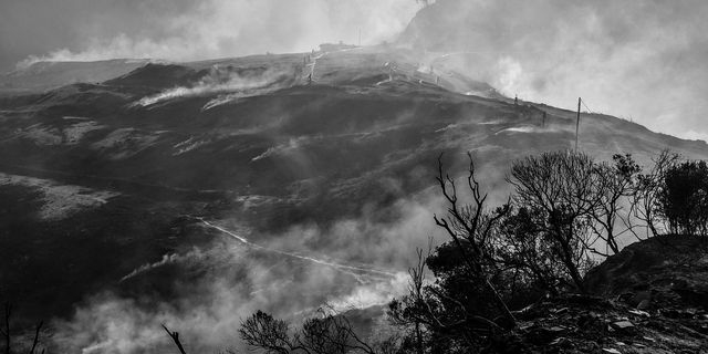 Η Ελλάδα απέτυχε στις φωτιές και “με τις περισσότερες δυνάμεις που είχαμε ποτέ”