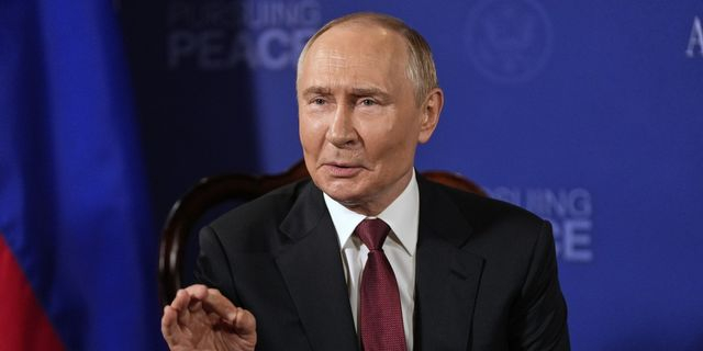 O Πούτιν απειλεί – “Δυτικά στρατεύματα στην Ουκρανία θα είναι νόμιμος στόχος”