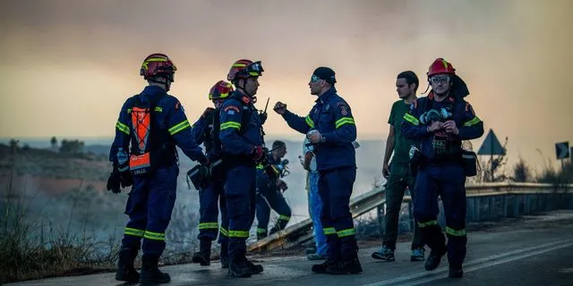Σέρρες: Μεγάλη φωτιά σε εργοστάσιο ανακύκλωσης