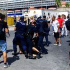 Ρόδος: Μήνυση υπέβαλε ο διαδηλωτής για το κεφαλοκλείδωμα στη διαμαρτυρία για το Crown Iris