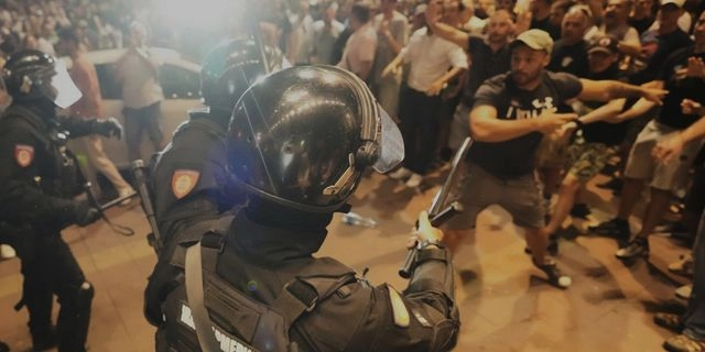 Επεισόδια στη Σερβία