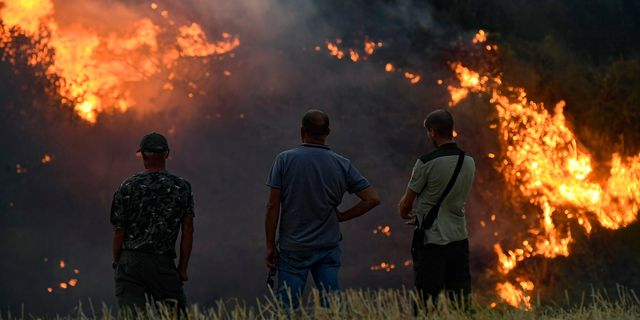Ισπανία: Μαζικές εκκενώσεις λόγω μεγάλης φωτιάς στην Ανδαλουσία