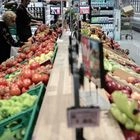 Αιχμές της Ένωσης Σούπερ Μάρκετ Ελλάδας για το πλαφόν