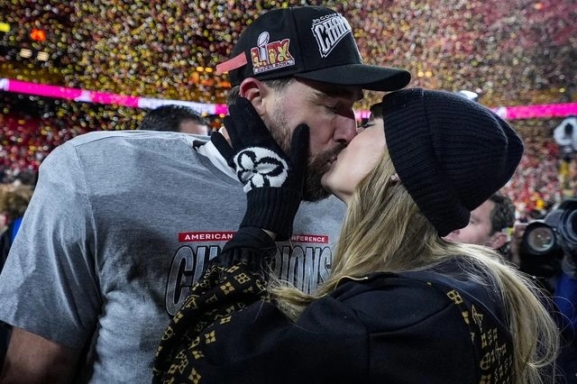 Η Google γιορτάζει τον αρραβώνα της Taylor Swift και του Travis Kelce