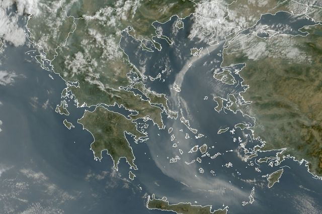 Ο καπνός από τη φωτιά στα Δαρδανέλια “έπνιξε” το Αιγαίο