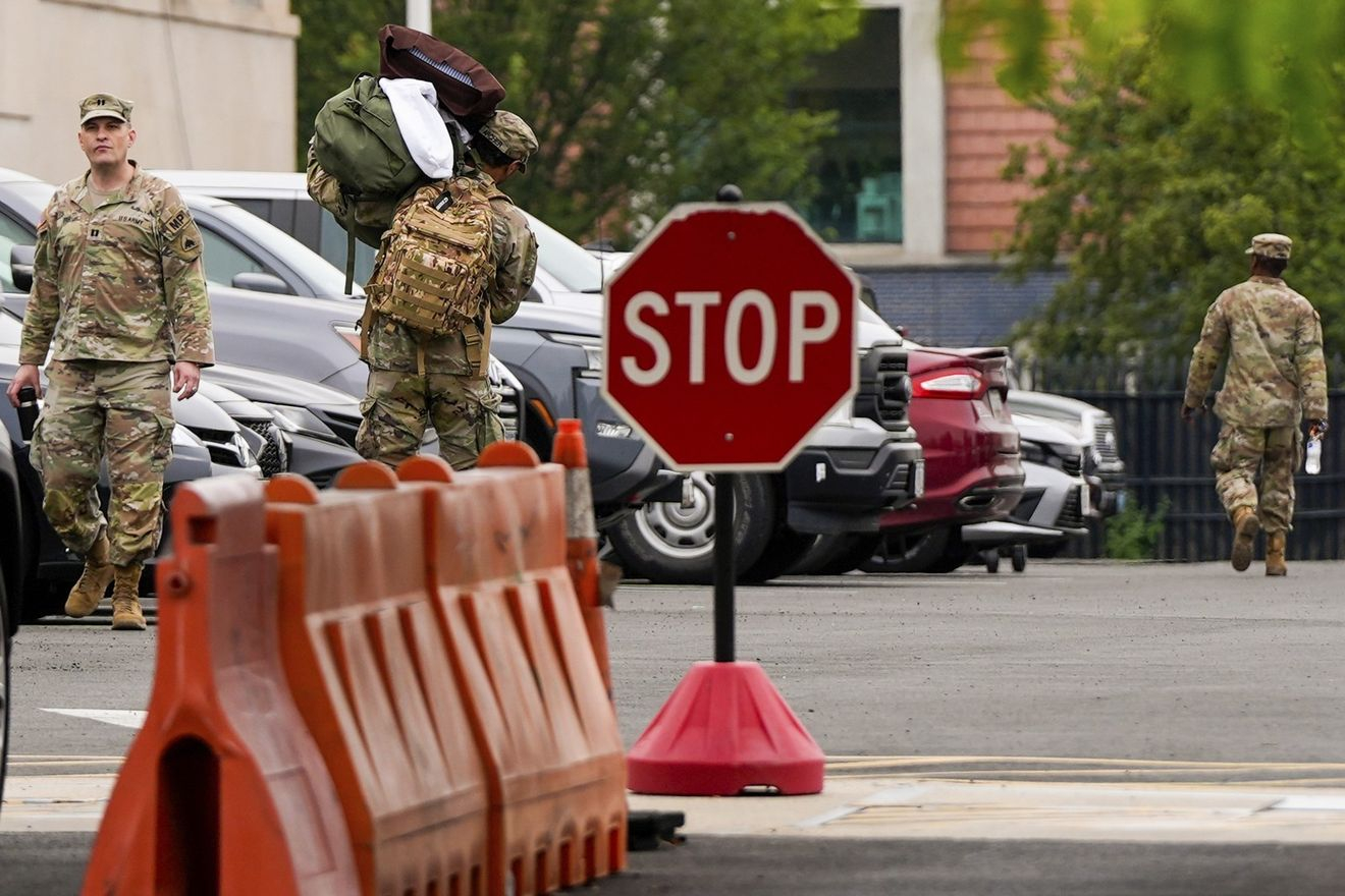 Μέλη της Εθνοφρουράς έφτασαν στην Ουάσινγκτον