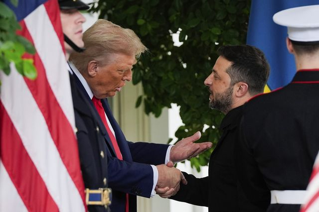 Η στρατηγική του Ζελένσκι απέναντι στον Τραμπ συνοψίζεται σε μια μόνο λέξη