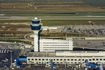 Fraport Greece: Τα αεροδρόμια που “πετάνε” και το φρένο σε Μύκονο – Σαντορίνη