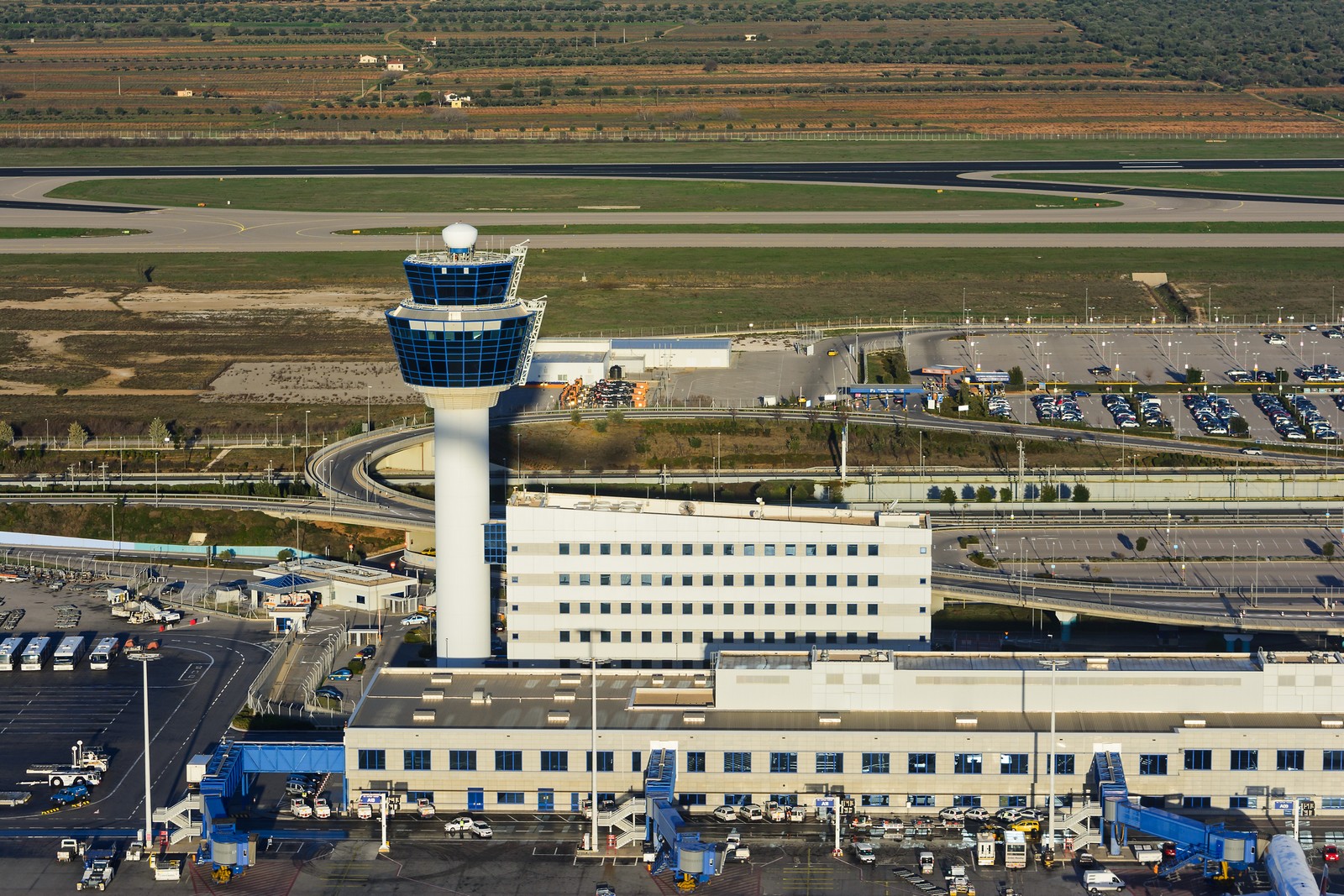 ΔΑΑ: Νέα αρχιτεκτονική για την επέκταση – Στα €950 εκατ. το επενδυτικό πρόγραμμα έως το 2030