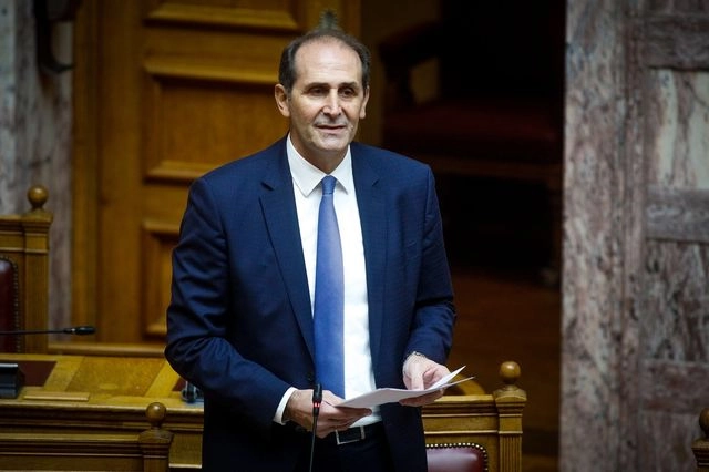 Πέθανε από ανακοπή καρδιάς ο Απόστολος Βεσυρόπουλος – Τα συλλυπητήρια του πολιτικού κόσμου
