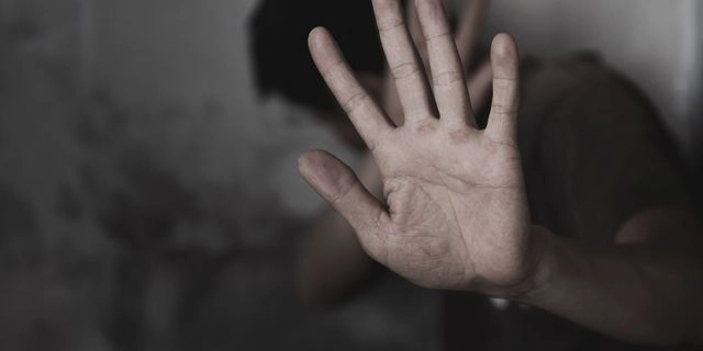 Καταγγελία: Άνδρας δέχτηκε άγρια ομοφοβική επίθεση στη Λάρισα