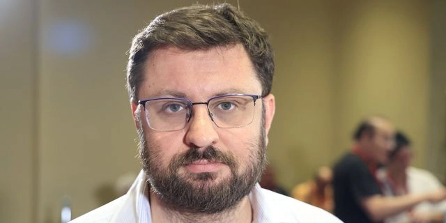 Ζαχαριάδης για φωτιές: Οι μόνοι που δεν φταίνε είναι το ανύπαρκτο επιτελικό κράτος και οι υπουργοί