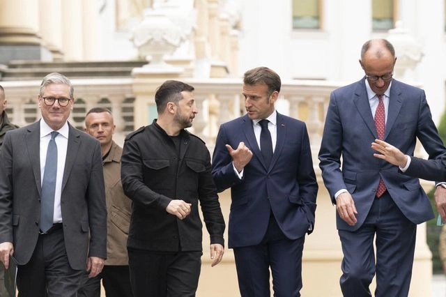 Κρις Στάρμερ, Βολοντίμιρ Ζελένσκι, Εμμανουέλ Μακρόν, Φρίντριχ Μερτς