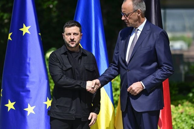 Τα μηνύματα των Ευρωπαίων στον Τραμπ πριν το ραντεβού με τον Πούτιν