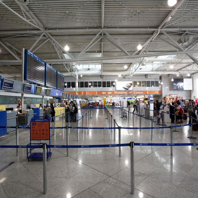 Σκάνδαλο στο μπάσκετ: Συνελήφθη η Βάσω Τσαρούχα στο αεροδρόμιο