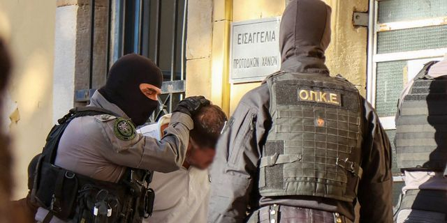 Μαφία της Κρήτης: Η ώρα των απολογιών – Στον εισαγγελέα κάποιοι από τους συλληφθέντες