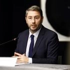 Ανδρουλάκης: Δείγμα ερασιτεχνισμού η ξαφνική αναβολή συνάντησης που ανακοινώθηκε “μετά βαΐων και κλάδων”