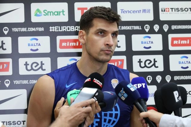 Μήτογλου: “Να δημιουργήσουμε αναμνήσεις στα μικρότερα παιδιά, εγώ και ο Αταμάν θα μιλήσουμε στο γήπεδο”