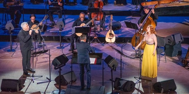 Πήγαμε στο αφιέρωμα στον Μάνο Χατζιδάκι- Μαγικές στιγμές με Αλκίνοο και “Μεγάλο Ερωτικό”