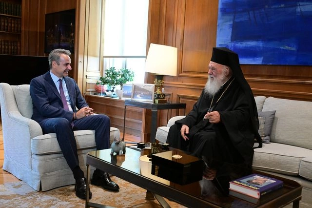 Μητσοτάκης – Αρχιεπίσκοπος Ιερώνυμος: Εξαιρετικό το επίπεδο συνεργασίας Πολιτείας και Εκκλησίας της Ελλάδος