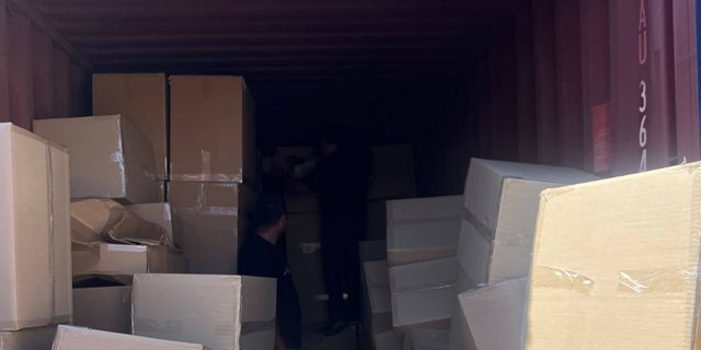 ΑΑΔΕ: Κατασχέθηκαν 17 κοντέινερ με λαθραία κινεζικά προϊόντα στην Ελευσίνα