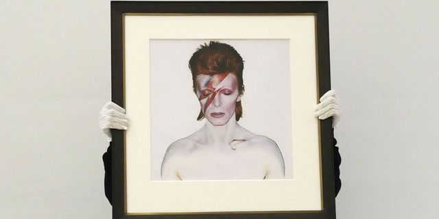 Το εξώφυλλο του “Aladdin Sane” του David Bowie μπορεί να γίνει το πιο ακριβό στην ιστορία