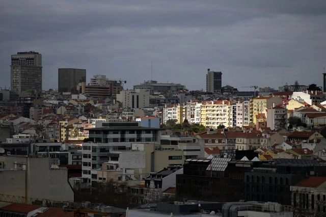 Πορτογαλία: Υιοθετεί “πολιτική – σοκ” για την αντιμετώπιση της στεγαστικής κρίσης