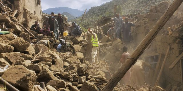 Σεισμός στο Αφγανιστάν: Οι νεκροί ξεπερνούν κι επίσημα τους 2.200