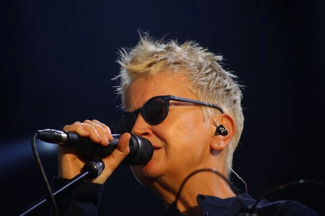 Anne Clark & Band