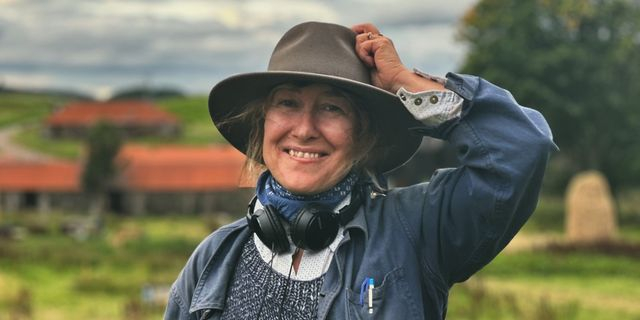 Αθηνά Ραχήλ Τσαγγάρη: “Πώς αντιστεκόμαστε στην πρόοδο όταν μας ρουφάει το αίμα;”