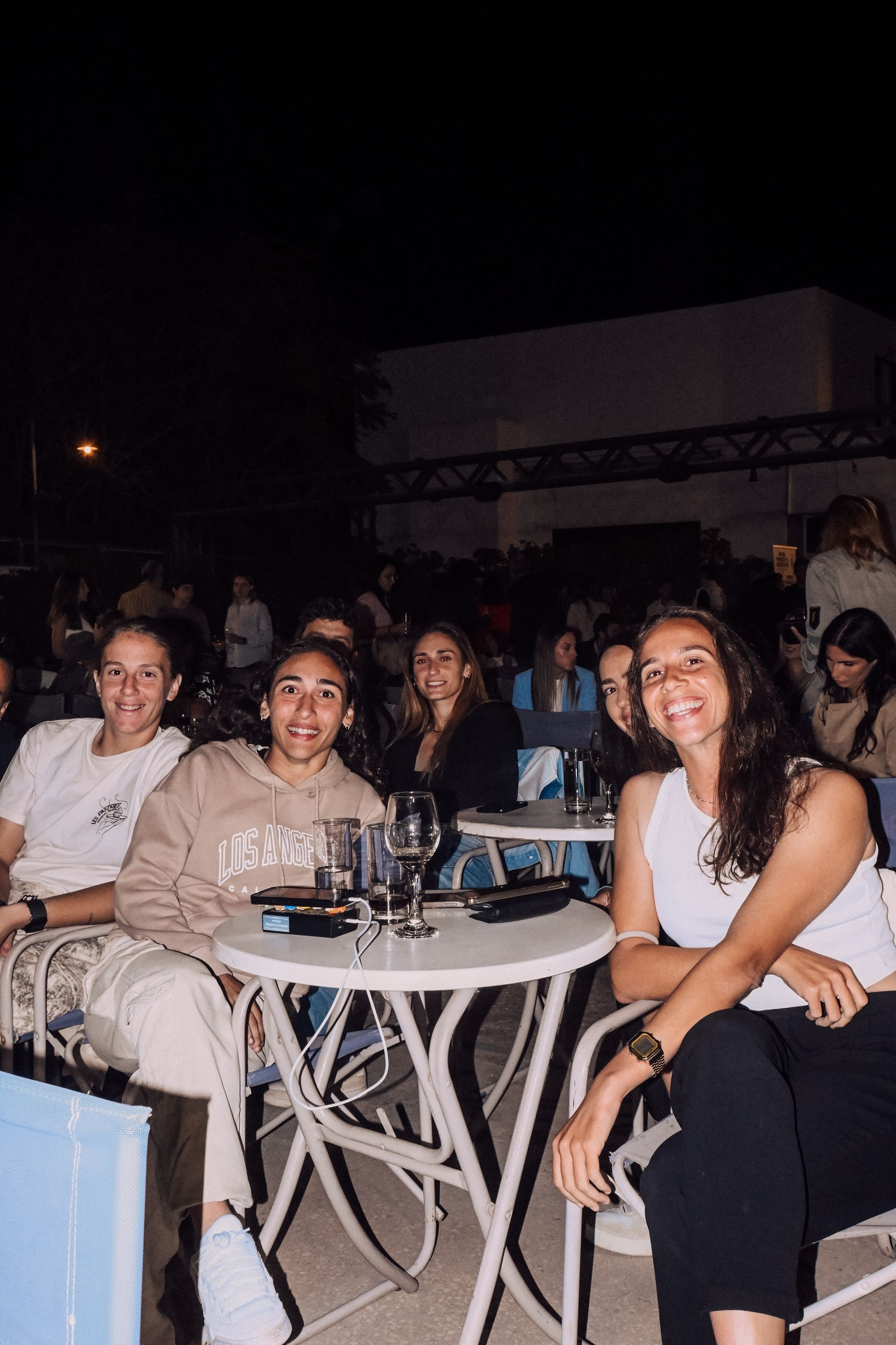 Αθλήτριες που εμφανίζονται στο When Nobody’s Watching