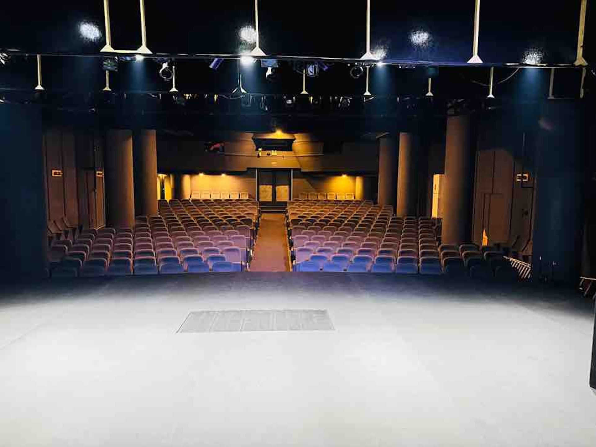 Θέατρο Άλφα Ληναίος- Φωτίου