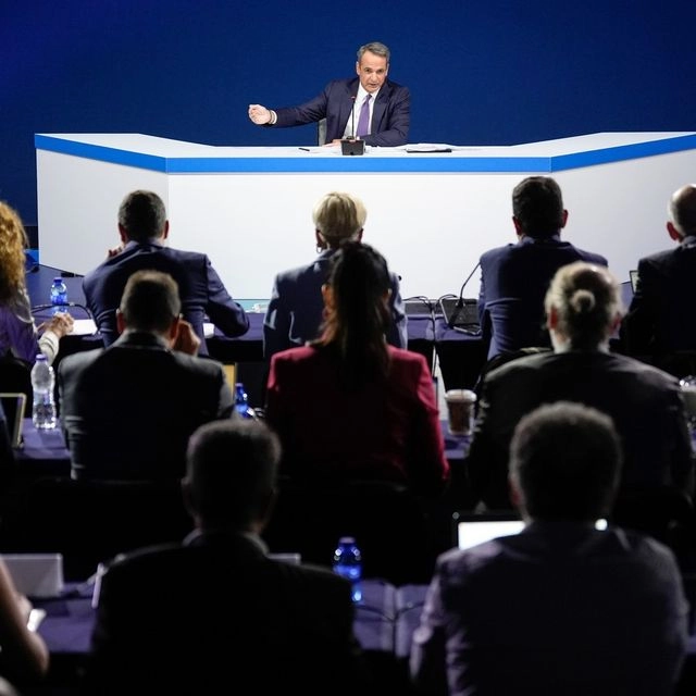 “Κανείς δεν μπορεί να υποχρεώσει κανέναν να δουλέψει υπερωρία”
