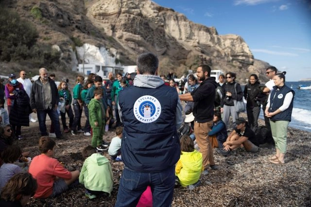 Πρεμιέρα του «Ocean with David Attenborough» στο Μέγαρο Μουσικής με την παρουσία του Πρωθυπουργού