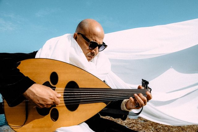 Φ hill Sessions : O Dhafer Youssef έρχεται στο Θέατρο «Δόρα Στράτου»