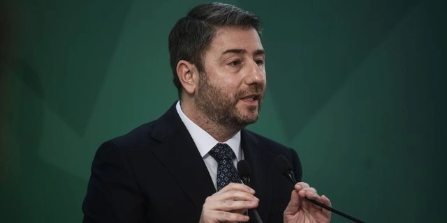 Ανδρουλάκης: Η κυβέρνηση έχει χάσει τη μπάλα – Χρειάζεται πολιτική αλλαγή